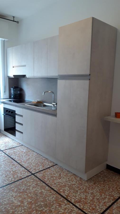 菲纳莱利古雷A Casa Di Anna公寓 外观 照片